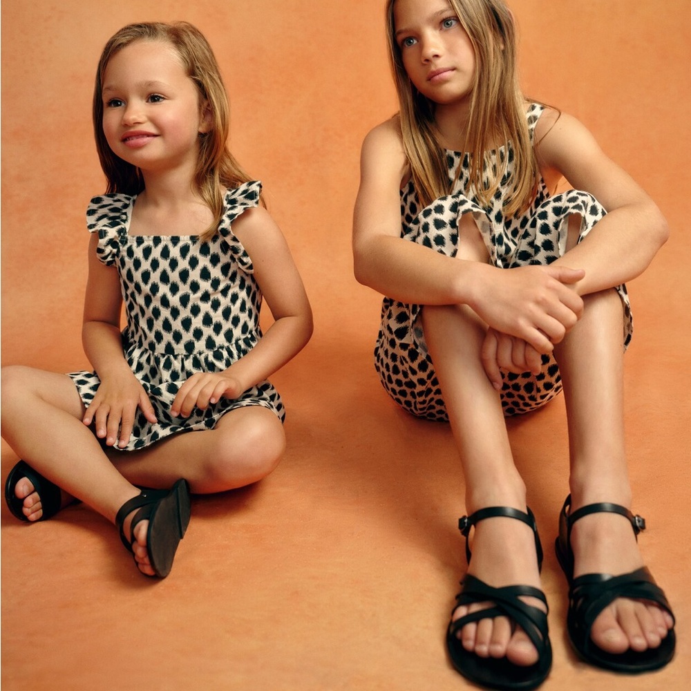 Mango Leather straps sandals-Black Size US 4